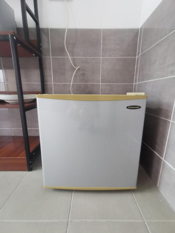 Oyo Homes 90524 D'J Pegaso Serom Homestay Muar Esterno foto