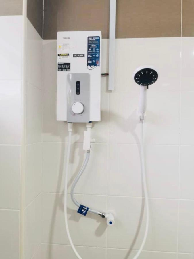 Oyo Homes 90524 D'J Pegaso Serom Homestay Muar Esterno foto
